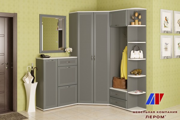 08_Karina_Hallway+gray+SY